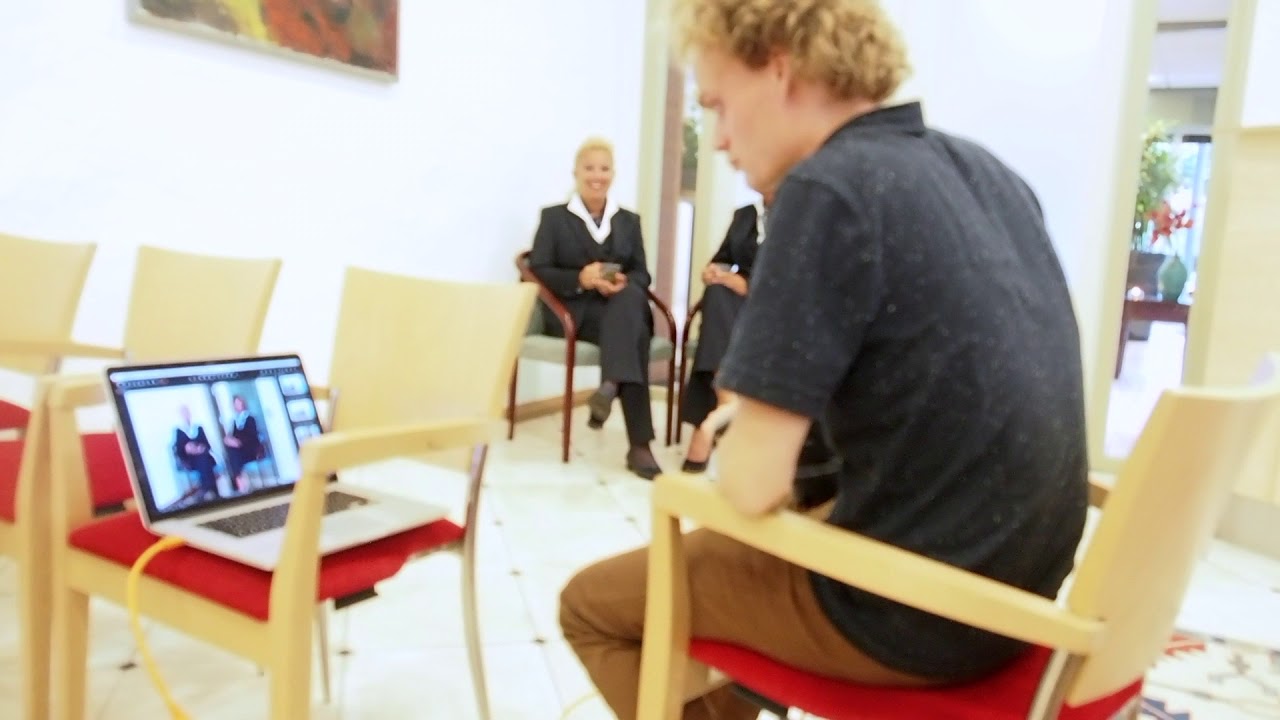 Backstage video Uitvaartcentrum Overtoom Groen