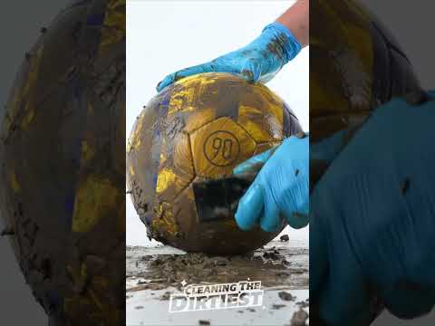 Cleaning The DIRTIEST Nike T90 Yellow Premier League Football! (2007/2008)