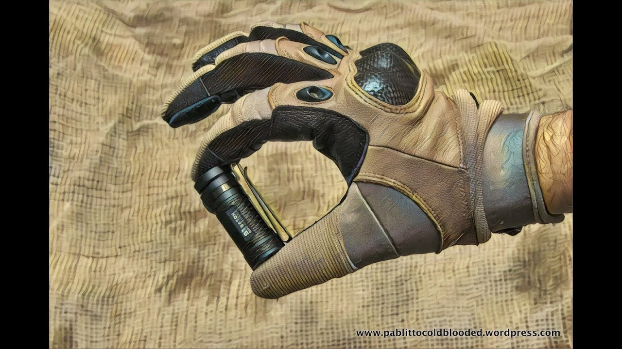 Видео обзор компактного каждодневного фонаря Olight S1 Mini.