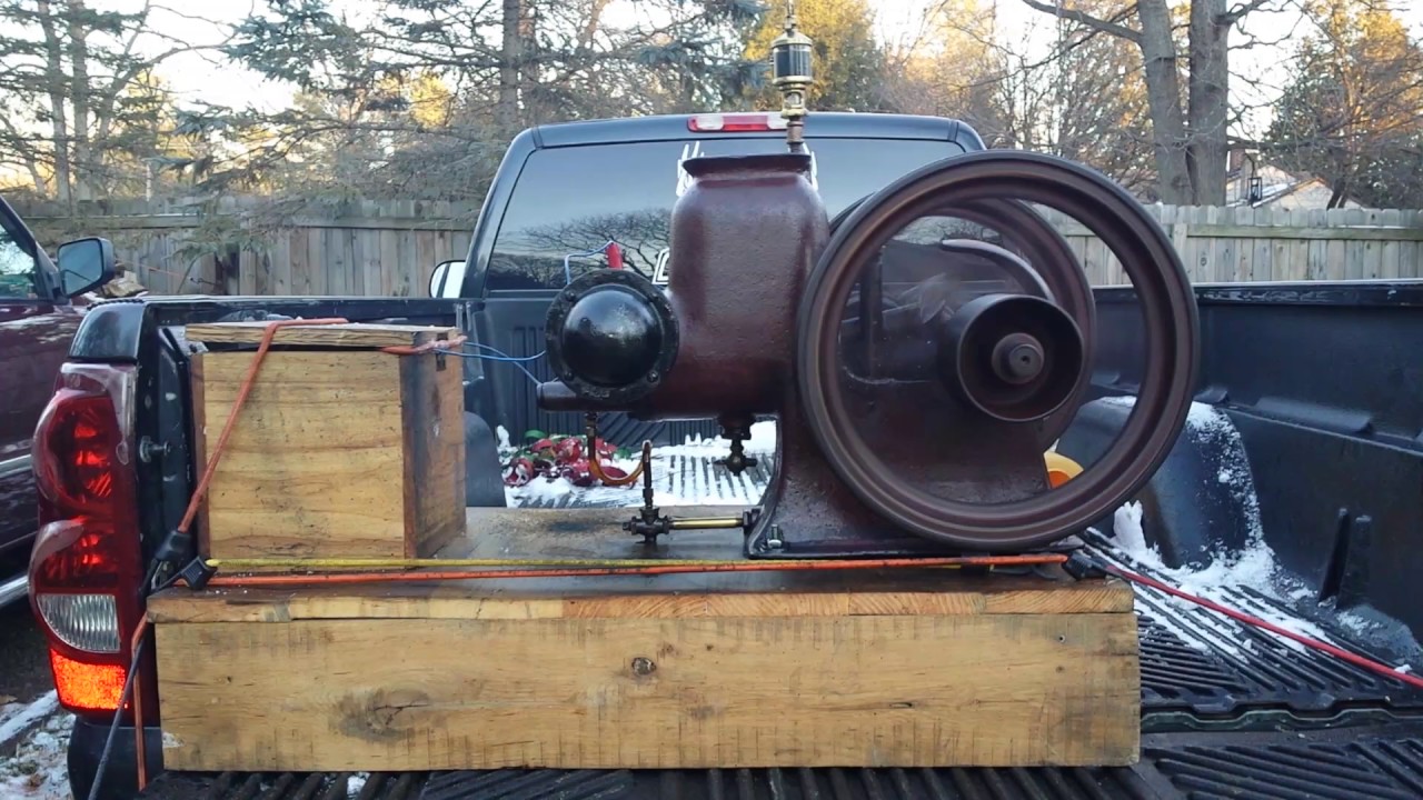 1 1/2hp Sta-Rite hit & miss engine - YouTube