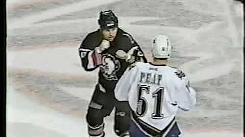 Stephen Peat vs Eric Boulton