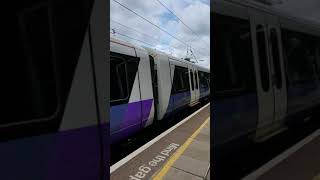 ELIZABETH LINE TRAIN FROM HANWELL TO PADDINGTON