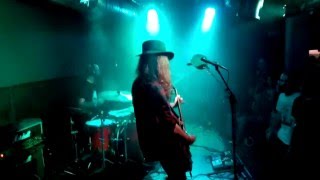 The Electric Alley - Nando Perfumo guitar solo (Supersonic 18-12-15)