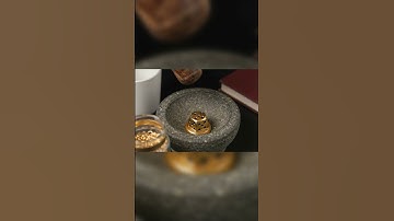 【ASMR】Crushing a Gold Dice with Glass Dice Blended In #asmr #satisfying #crush #oddlymesmerizing