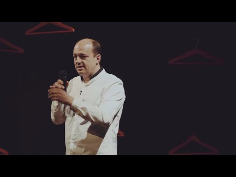 Почувствуй мир другой рукой | Антон Балашов | TEDxMahilyow