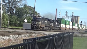 NS (ES40DC) #7671 And NS (SD70ACe) #1098 leads a Westbound Intermodal train @ Fostoria, OH