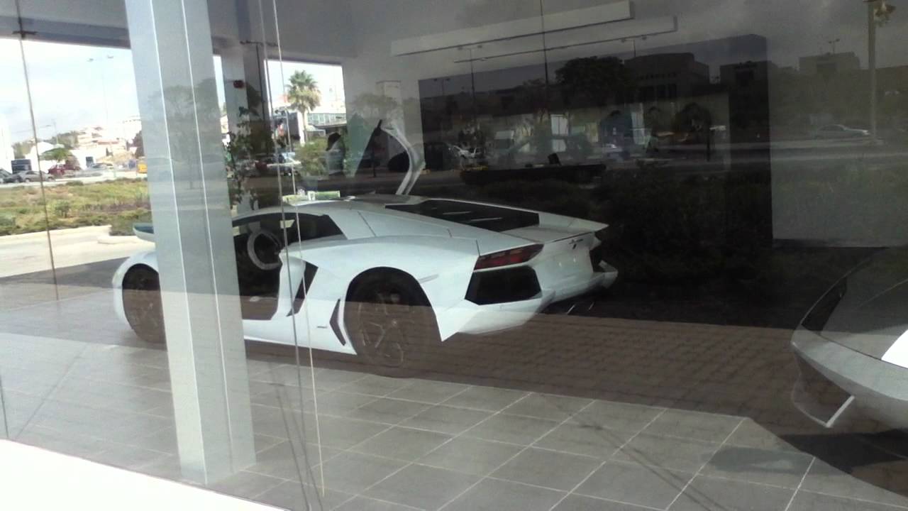 Aventador LP7004 in Jordan. (HD) YouTube