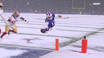 Cooper pitches to Josh Allen for Bills