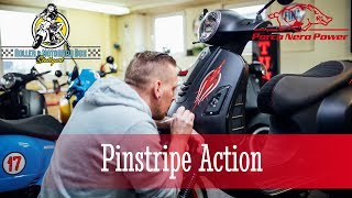 Vespa Pinstripe Action - Vespa GTS 300 Notte | Roller & MotorradBox Stuttgart