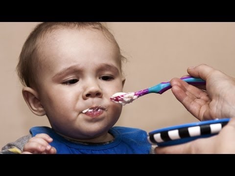 Video: How Much Should A Baby Eat Per Day