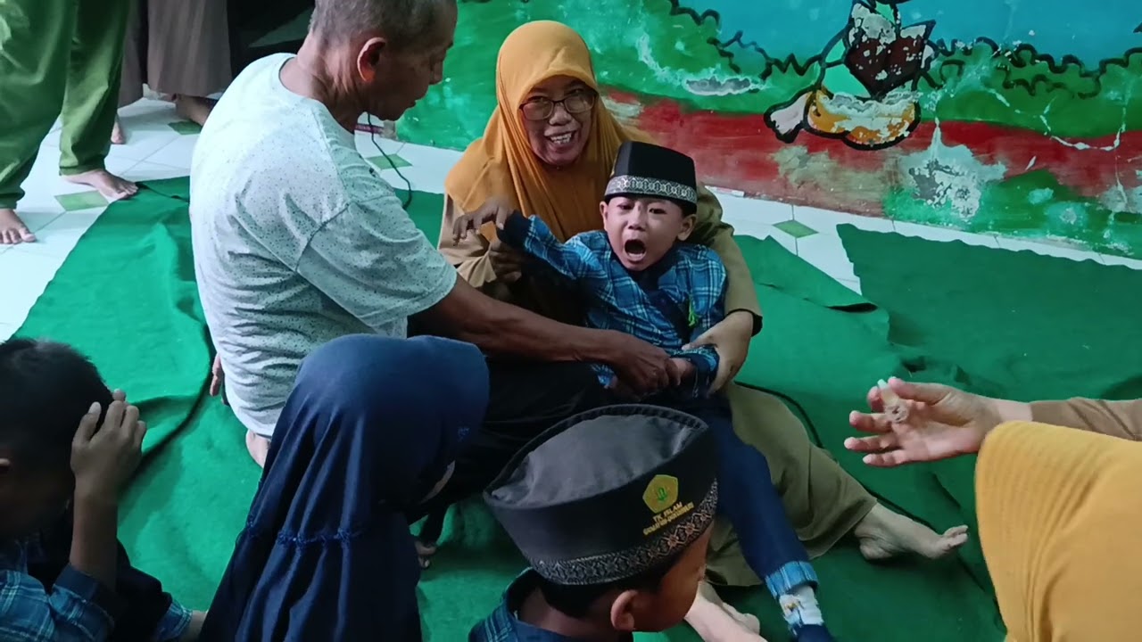 Pekan Imunisasi Nasional di TK Islam Miftahul Ulum Gumayun