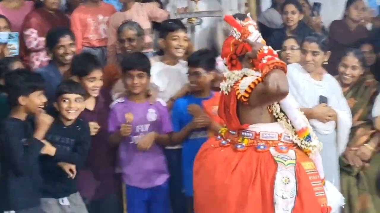 കുളിച്ചെഴുന്നള്ളത് അഥവാ 🙏🙏വസ്സുരി മാല ഭഗവതിയുടെ വെള്ളാട്ടം🙏