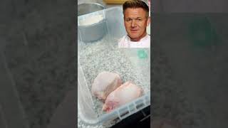 Download Lagu Can Snoop Make Better Fried Chicken Than Gordon? MP3