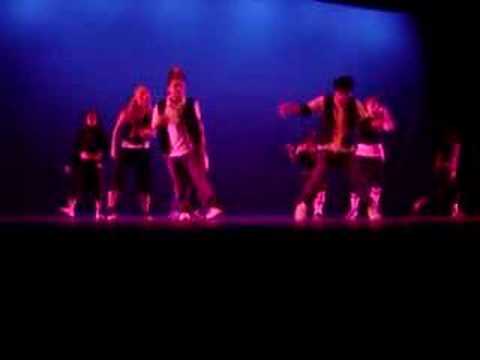 Hip Hop Dance Team ENTYCE performing Upgraded