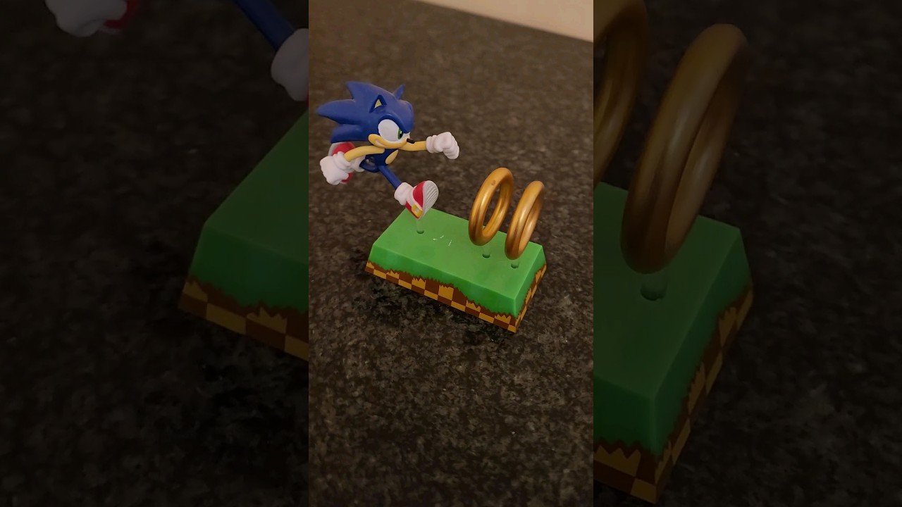 This Sonic Statue Is cool (Sonic Merch Showcase)