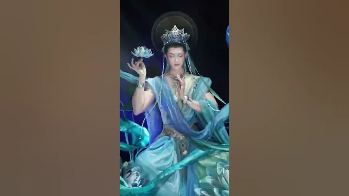 【小梦】“众生皆苦，唯有价格不变的雪莲有点甜，雪莲冰块，你是我的神”| 今天的雪糕护卫，你小时候吃过吗？#Coser#shorts｜Coser Tiểu Mộng小梦李孟羲 - 天天要闻