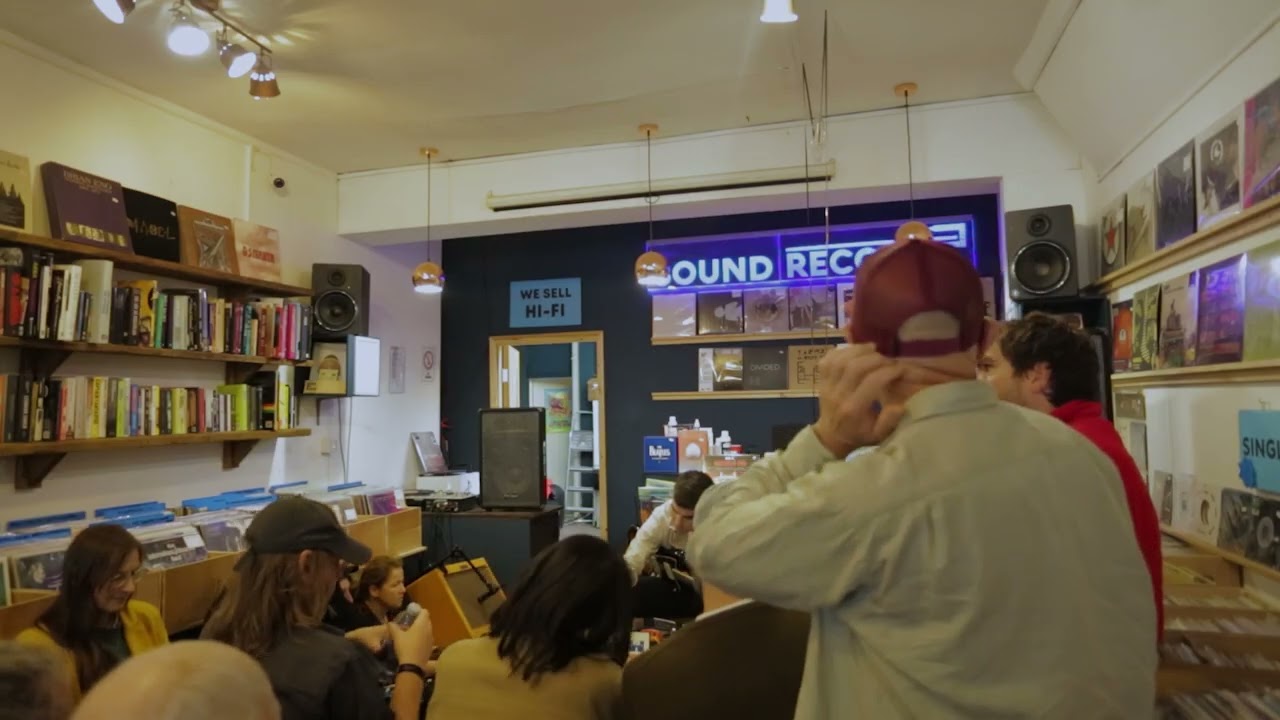 Christopher Haddow live 