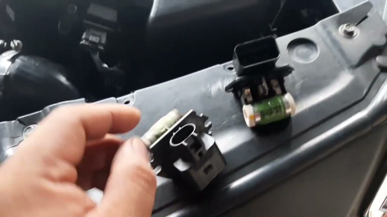 Hyundai Accent Radiator Fan Resistor