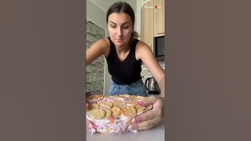 Woman learns how to NOT BAKE a cake in her first rodeo in the kitchen || WooGlobe