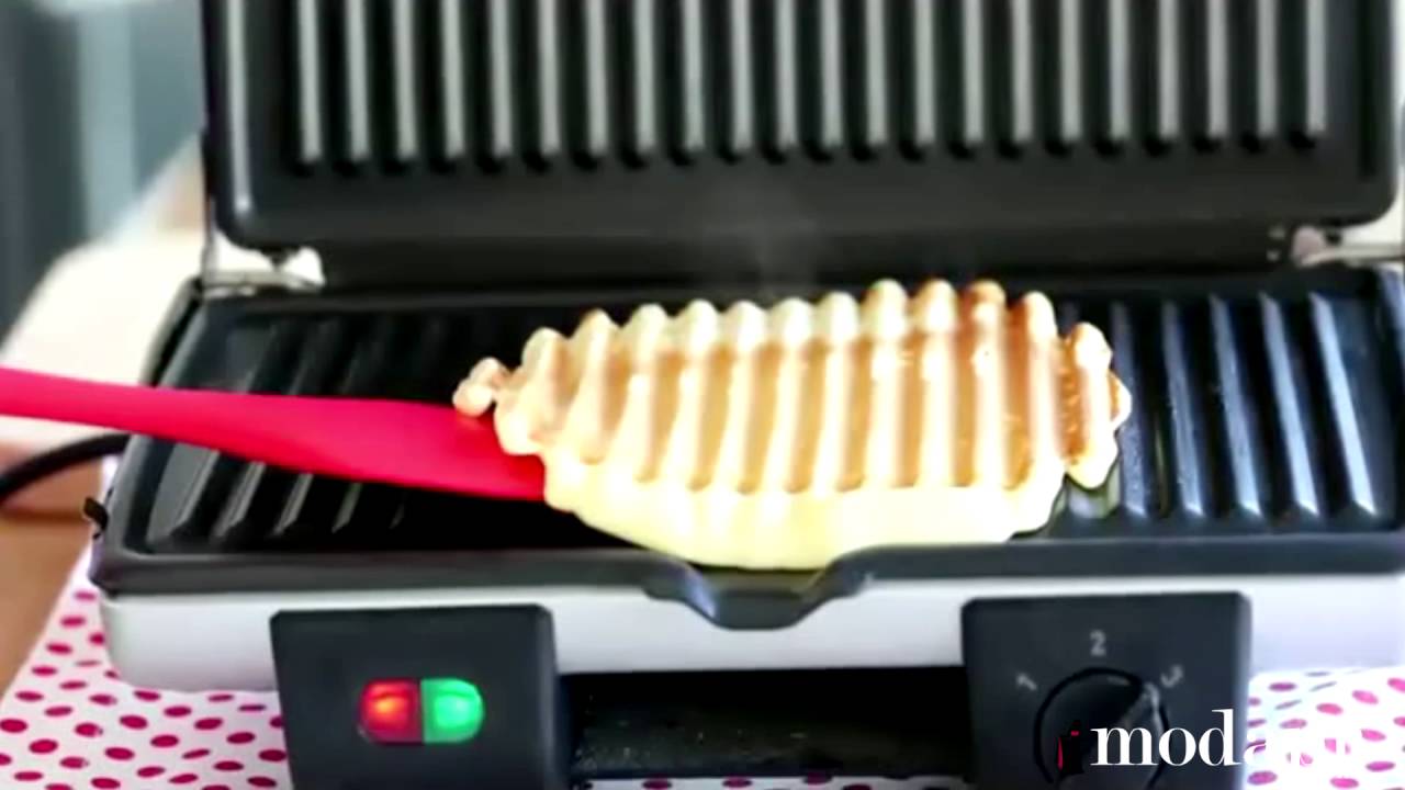 tost makinesinde waffle nasil yapilir youtube food waffles fast food