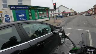 Driver using phone @littledavehedgehog