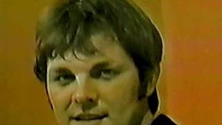 Download Lagu TOMMY ROE(VIDEO CLIP)-\ MP3 Download Lagu TOMMY ROE(VIDEO CLIP)-\ MP3