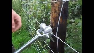 how to use the Quick pullers staple puller
