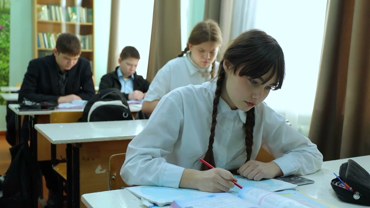 Запрет смартфонов и коммуналка главное с совещания в мэрии