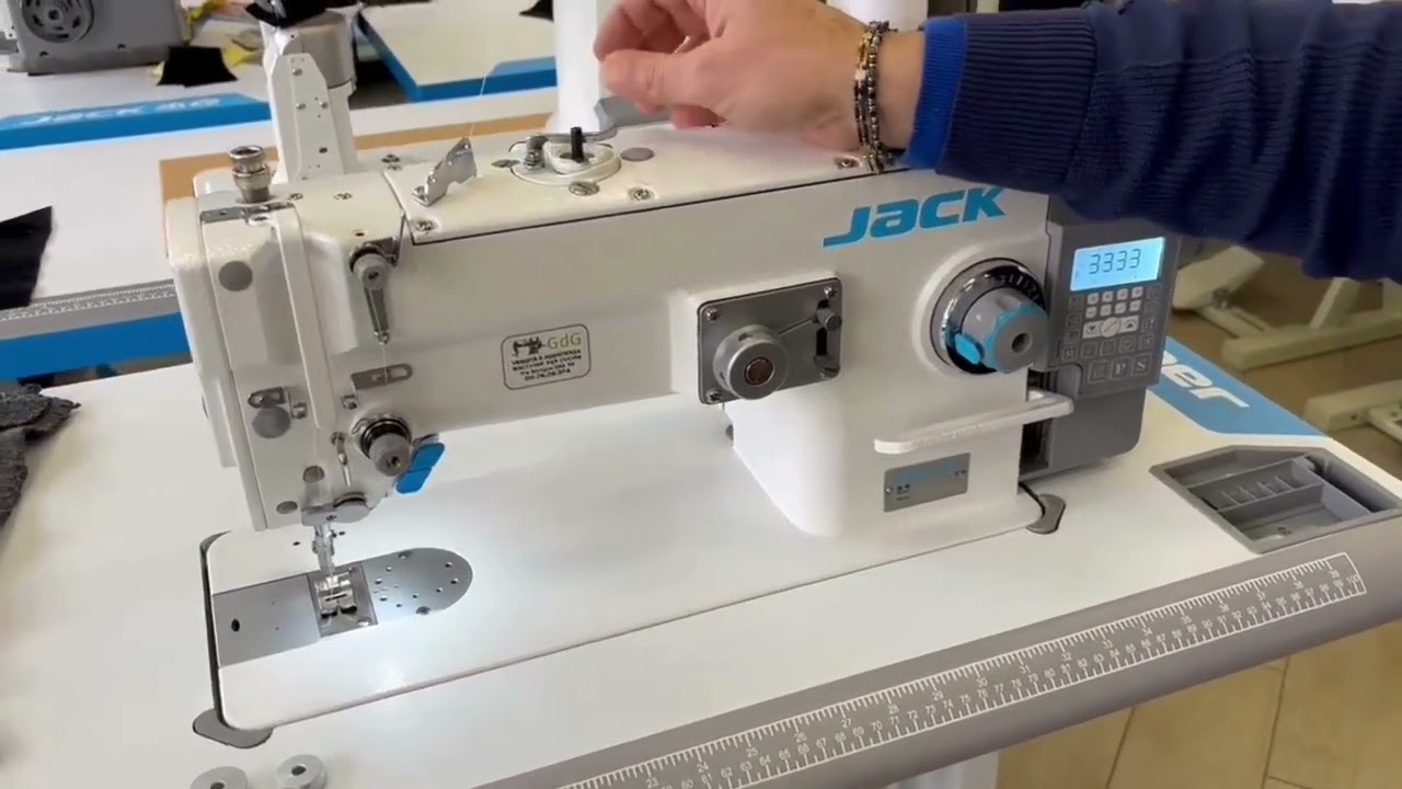 Presentazione della Nuova Macchina da Cucire Industriale Zig Zag Jack 1530D
