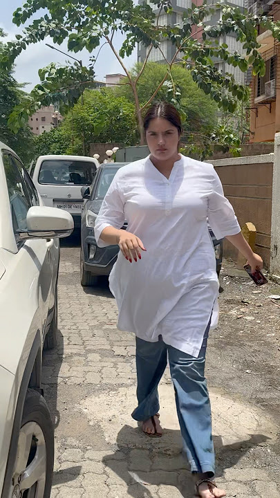 Anjali Anand arrived at Vibhu K Raghave’s residence for paying last tribute to his friend