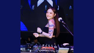 Hanya Sebatas Hayalan