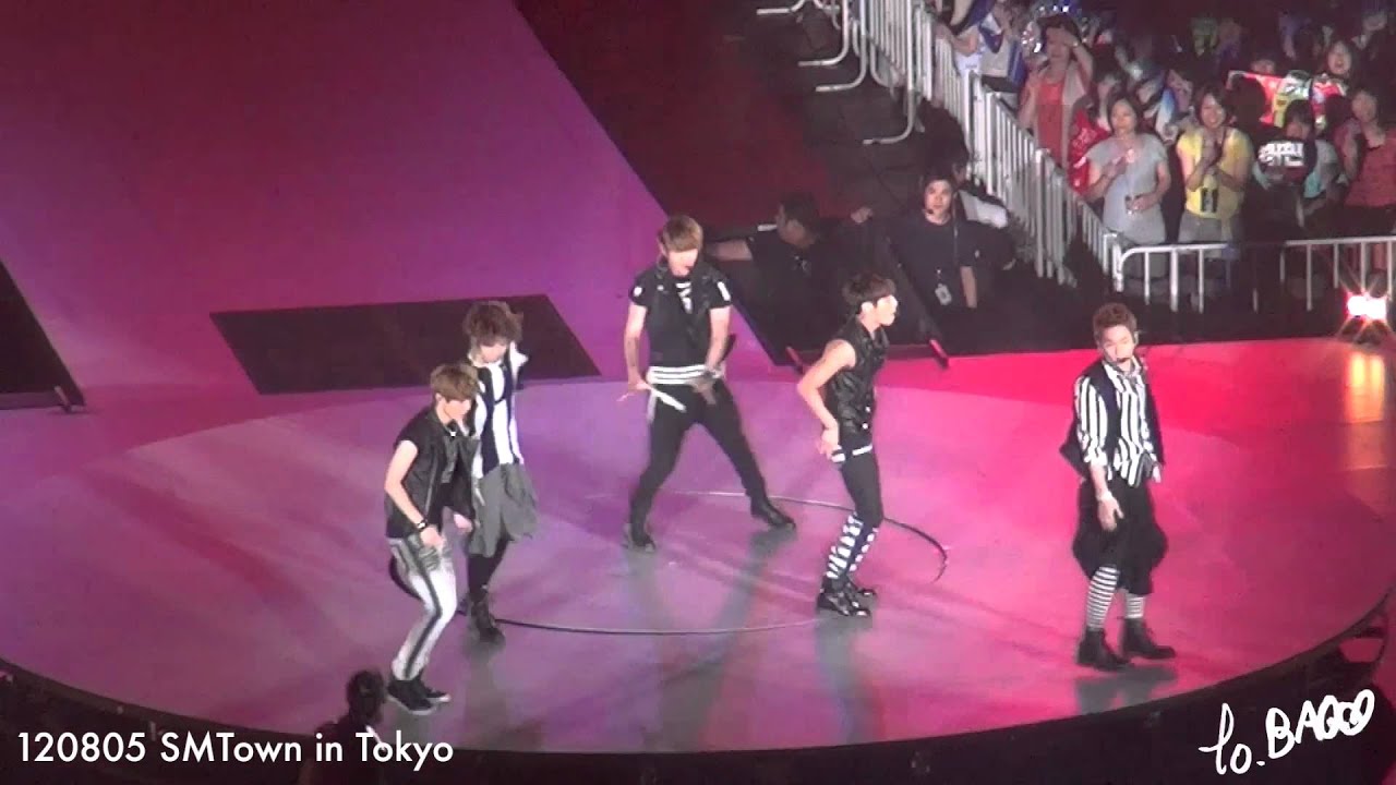 [FANCAM] 120805 SMTown Tokyo SHINee feat. EXO Luhan - Lucifer