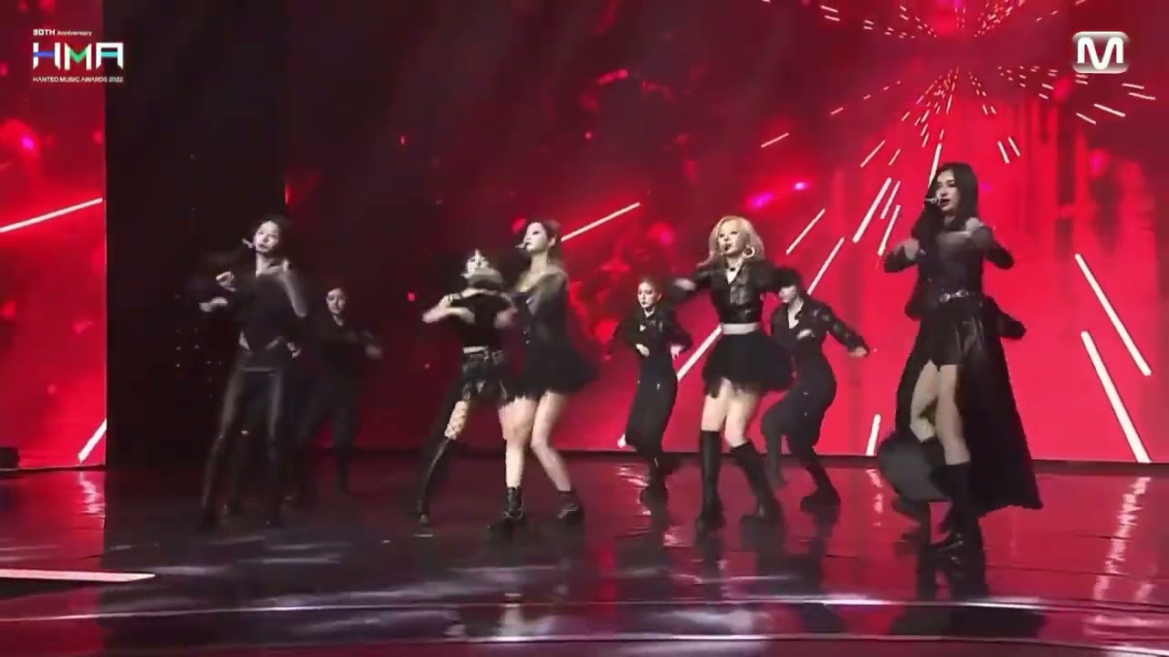 Everglow - Dun Dun - Performance 30th Anniversary Hanteo Music Awards 2022 (HMA 2022)