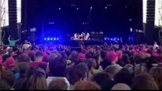 Red Hot Chili Peppers - Wet Sand live Pink Pop 2006