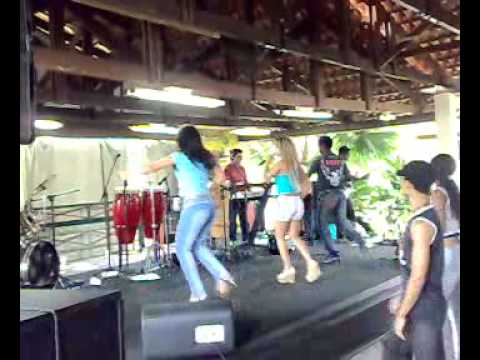 festa CEDRO.mp4 - YouTube