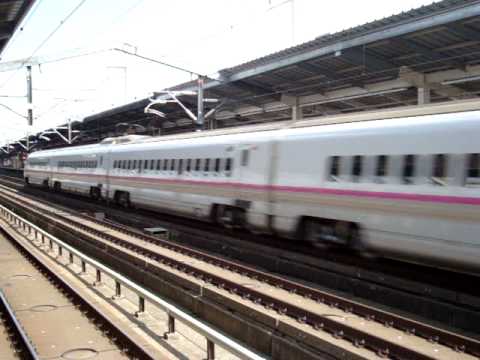 E2系はやて＋E3系こまち 那須塩原通過