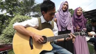 Download Lagu Kulihat Dunia Menangis - Meyda Sefira feat Lutfiah Hayati MP3