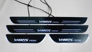 トヨタ ヤリスクロス LED スカッフプレート 流れる シーケンシャル