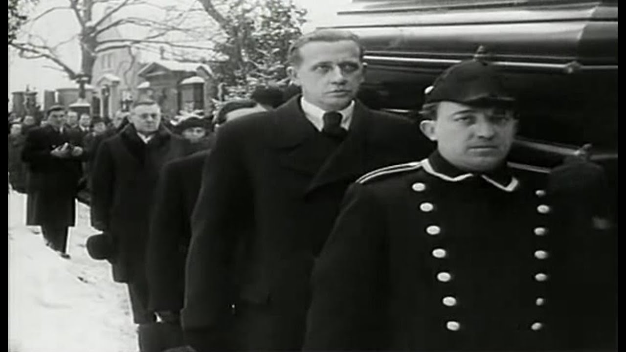 Smrt a pohřeb spisovatele Karla Čapka - smutná tečka Československé první republiky