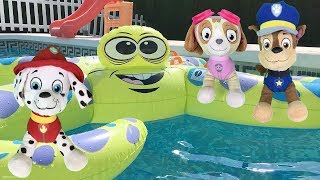 Paw patrol toys: Chase & Skye in the pool party with giant octopus. Videos for kids