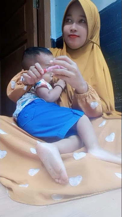 Gabut Saat Menyusui Anak || Mamamontu
