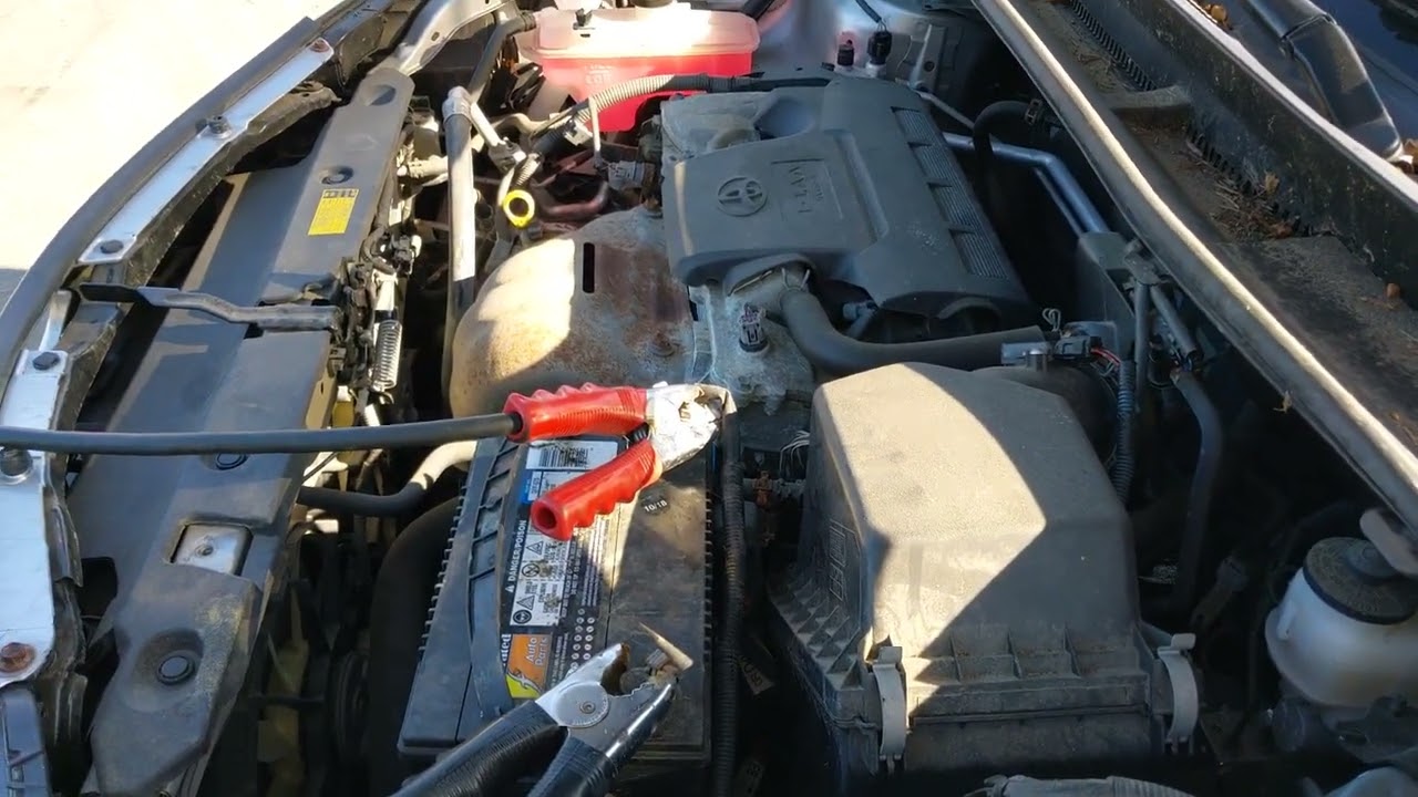 Звук мотора Toyota 2AR-FE от 2013 Toyota Rav4 Xle 2T3RFREV9DW091723