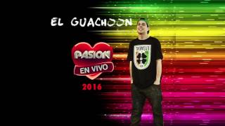 Video thumbnail of "El Guachoon - Un Beso y Una Flor (En Vivo en Pasión)"