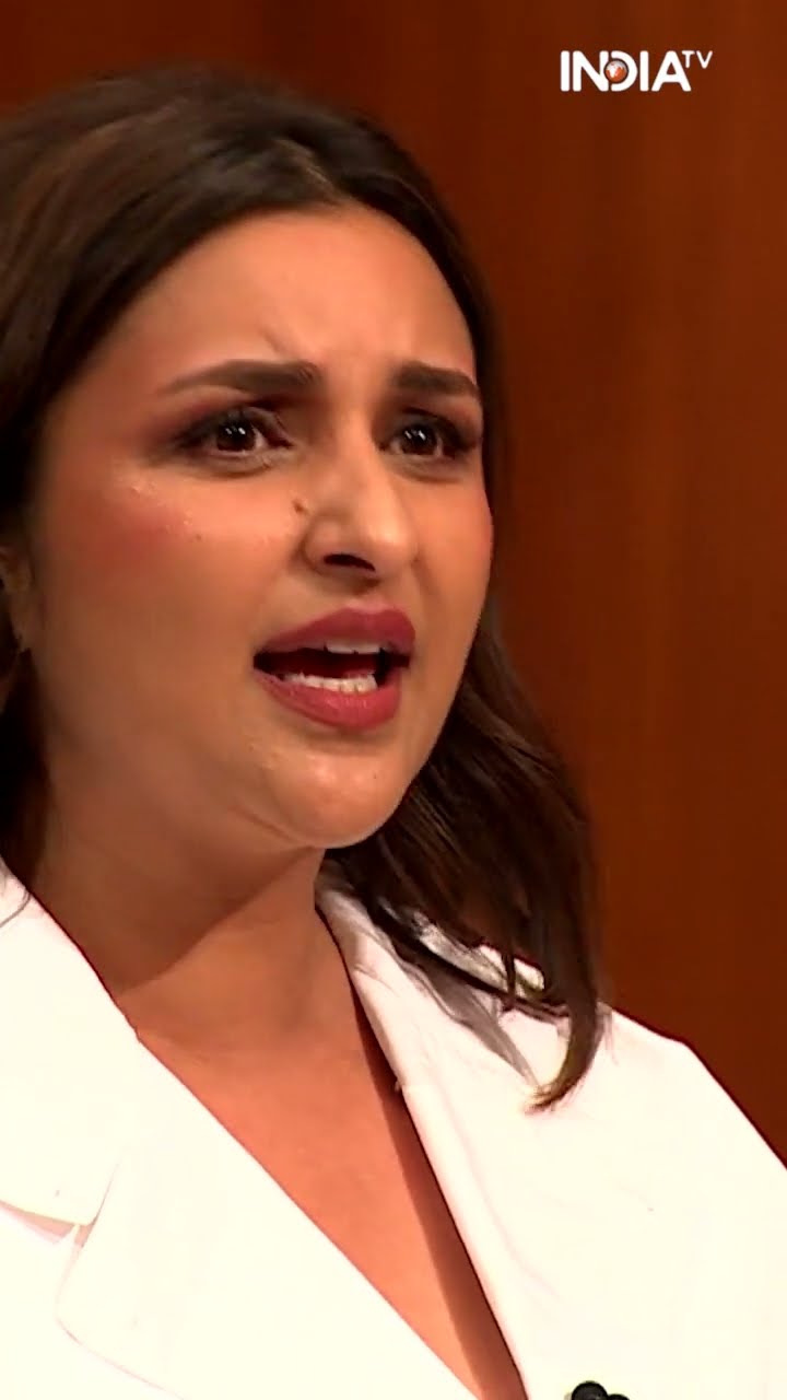 #parineetichopra अपने पहले लाइव #concert कितनी नर्वस थी ? #aapkiadalat #raghavchadha #aap #shorts