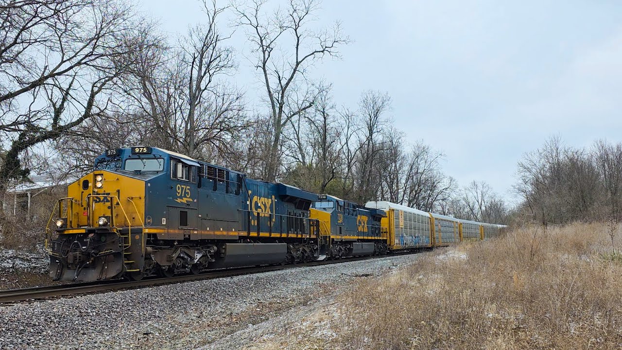 CSX 975, 7238 Leads a Southbound Autorack Train 2/23/2026