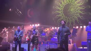 Tedeschi Trucks Band - I walk on Guilded Splinters (Dr. John Cover)