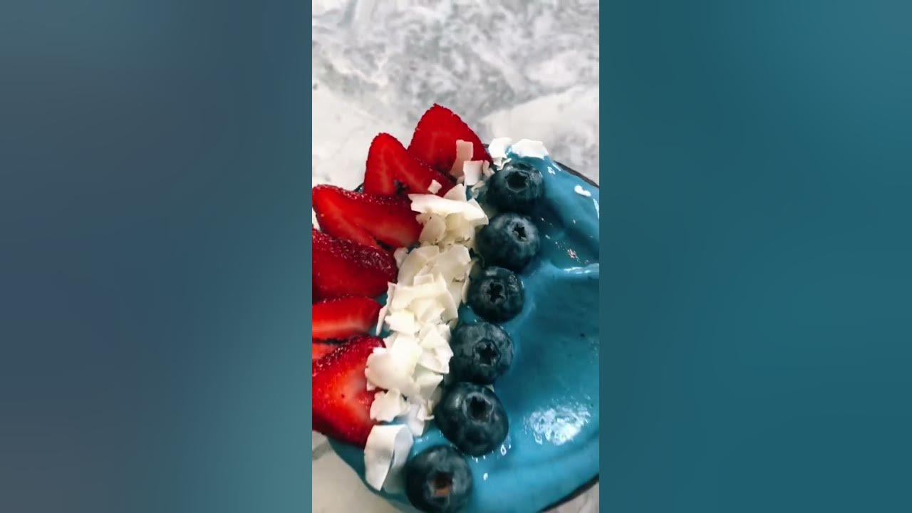 4th of july smoothie bowl