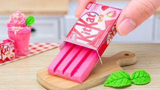 Satisfying Miniature KITKAT Decorating Heart Cake | Perfect Tiny Chocolate Cake Repice | Mini Tasty