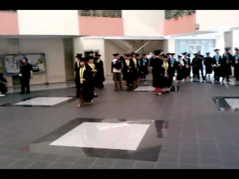 wisuda ukdw 2010 youtube