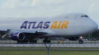 Boeing 747-8F Atlas Air Takeoff